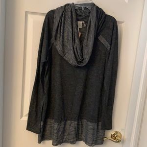 Polo neck lightweight top